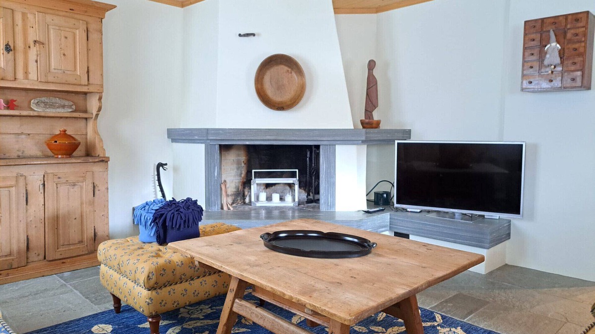 Laax Apartment | Charming and Modern Chalet (Laax Chalet)