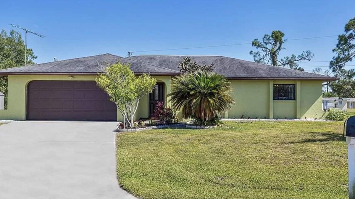Warm Mineral Springs House | Charming and quiet retreat for your perfect getaway!
