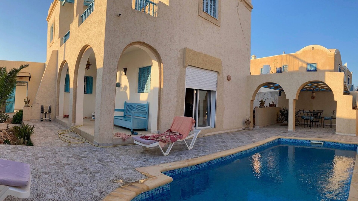 Fatou Villa | CHARMING AND STANDING PRIVATE SWIMMING POOL VILLA IN DJERBA, 200m from the sea