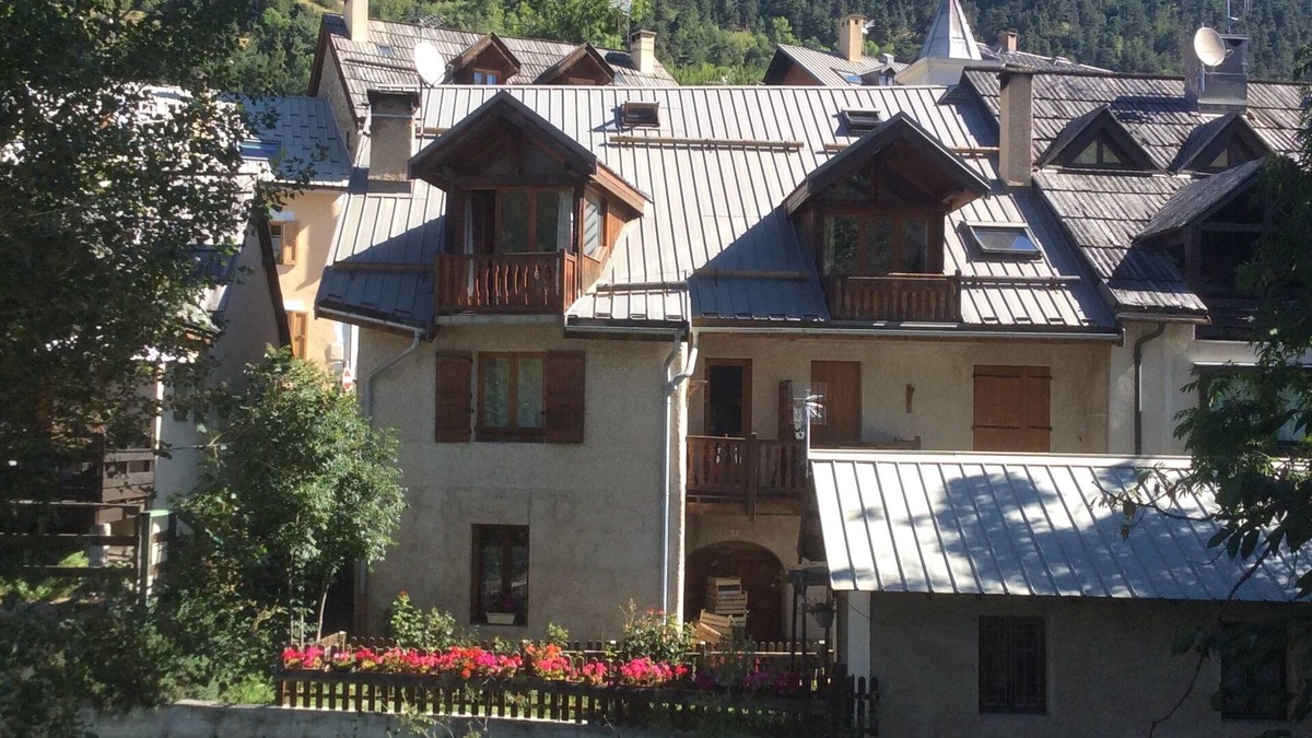 La Salle-les-Alpes Apartment | Charming apartment T1 Serre-Chevalier 1400
