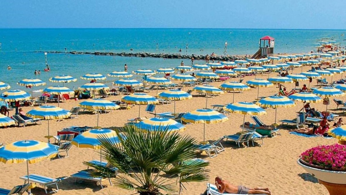 Lignano Sabbiadoro Apartment | Charming Apartment in a Great Location