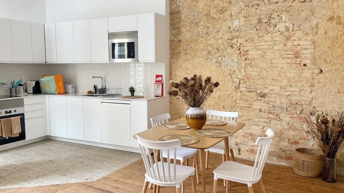 Figueira da Foz Apartment | Charming apartment for 6 people, 100 m from the beach in Figueira da Foz