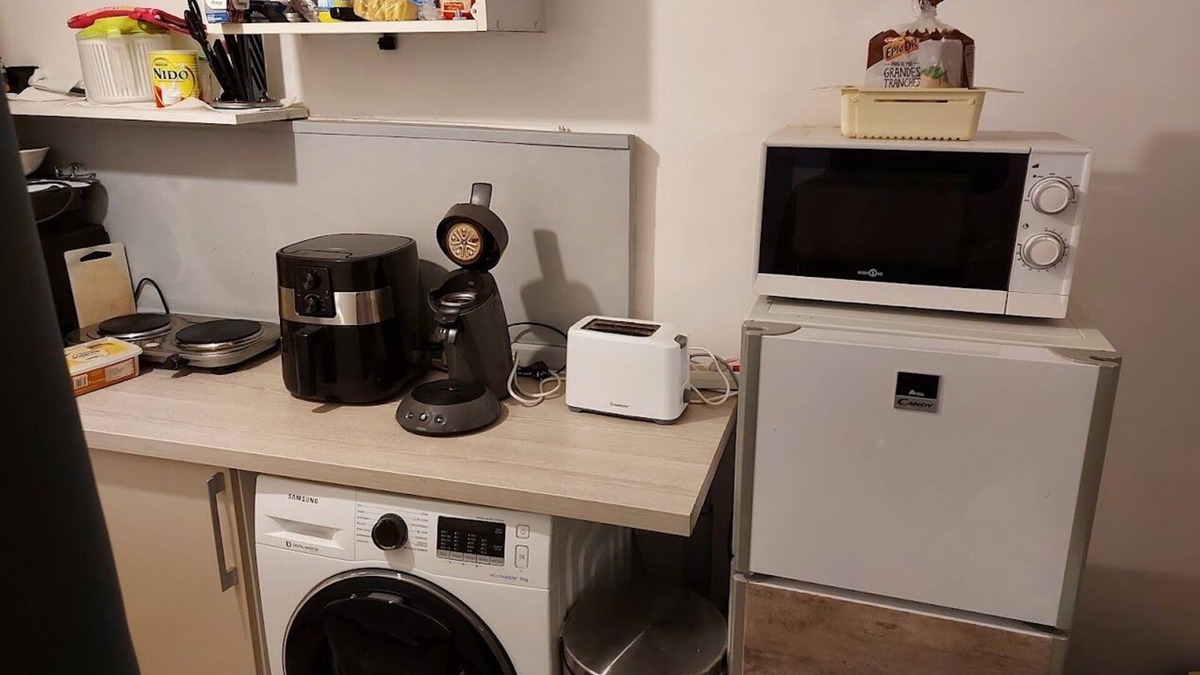 Maisons-Alfort Apartment | Charming apartment near Lyon train station and 1km from the metro and RER.