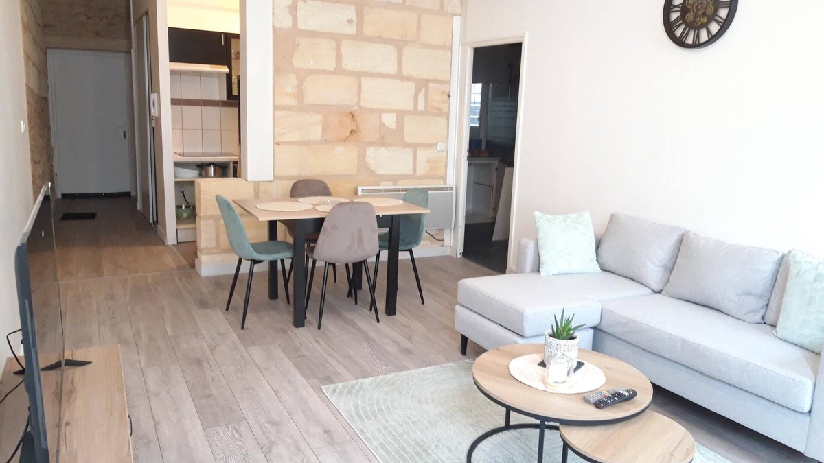Blaye Apartment | Charming apartment close to the Citadelle, ideal for discovering the region