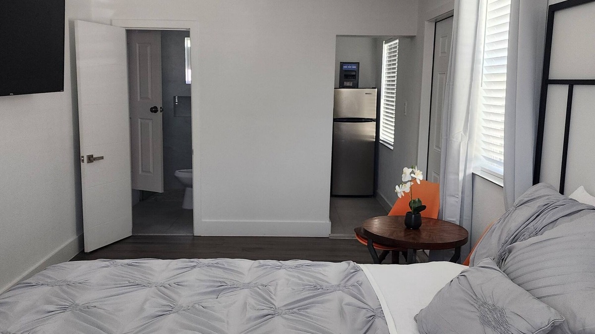 Hialeah Apartment | Charming apartment in amazing Hialeah