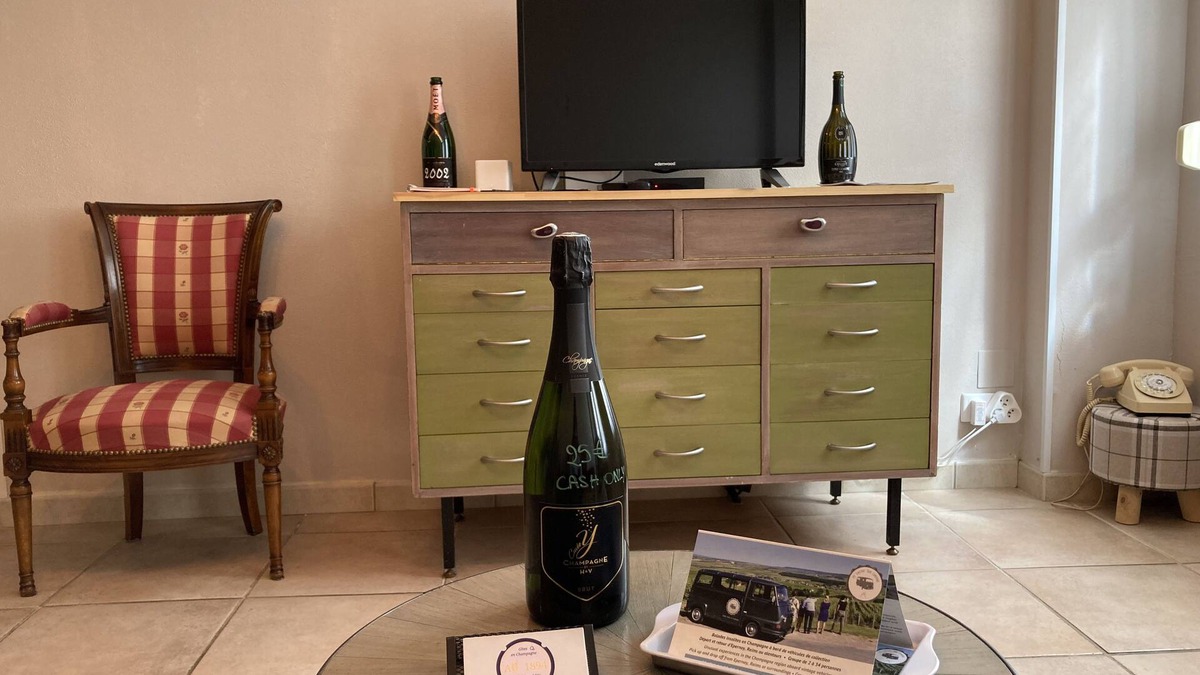 Avize Apartment | Charming apartment in the heart of Champagne.