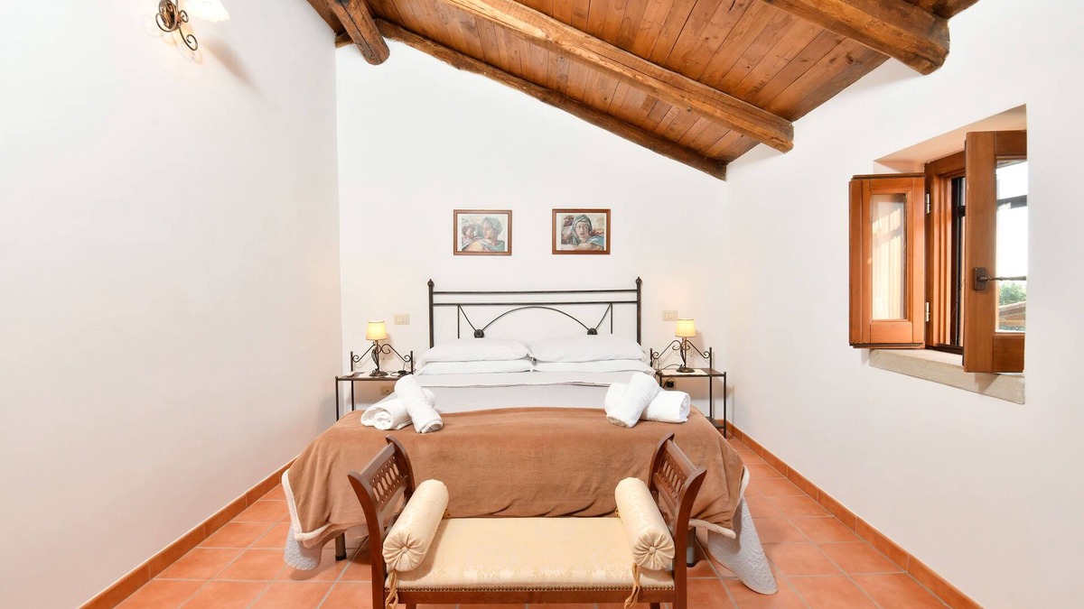Castellabate Apartment | Charming Apartment 'Libeccio' at Casale il Saúco - on the Cilento Coast