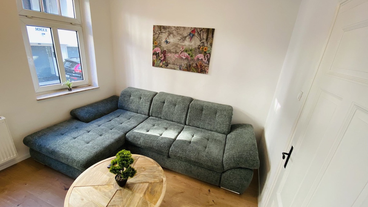 Geseke Apartment | Charming Apartment l 4 Beds l 2 Bedrooms l Wi-fi