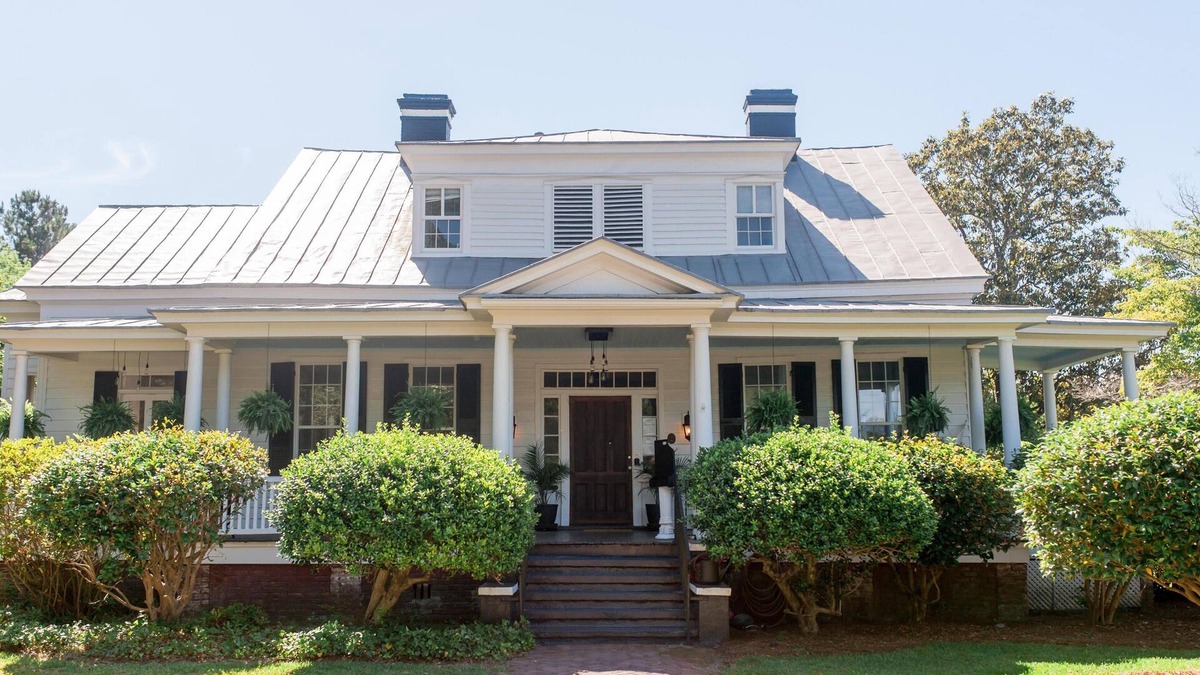 Summerville Historic District House | Charming Azalea Suite Getaway