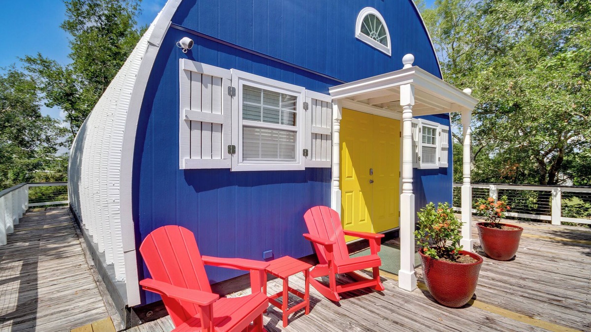 Bay St Louis House | Charming Bay St Louis Home: Deck, on Canal!