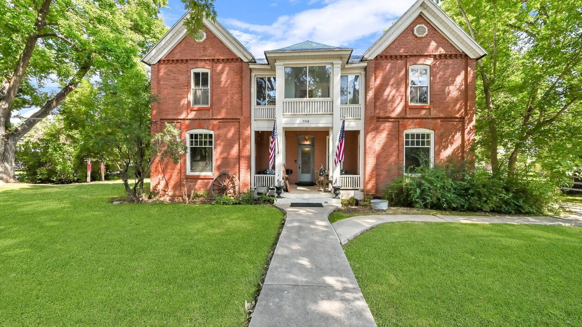 Huntsville Bed & Breakfast | Charming bed & breakfast with WiFi in Huntsville