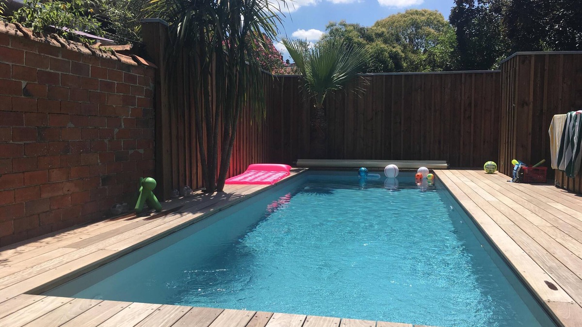 Saint Augustin House | Charming Bordeaux shop with garden and swimming pool 10 minutes from the city center