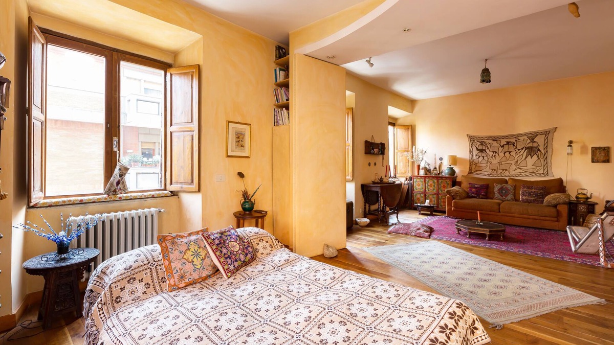 Celio Apartment | Charming Bright Colosseum