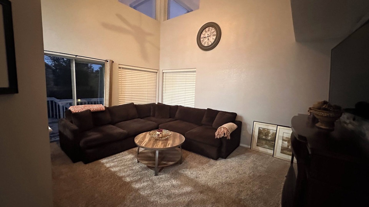 Broomfield House | Charming Broomfield Retreat: Modern Comforts & Prime Locationn