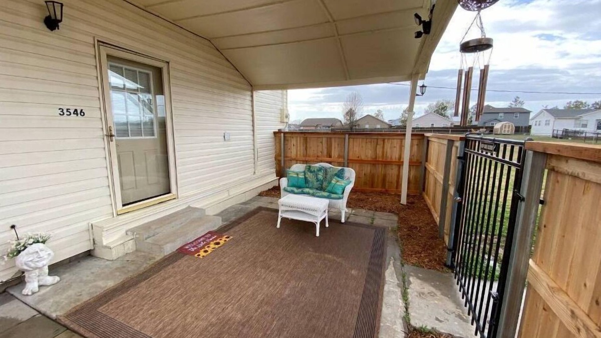 Kiefer House | Charming Bungalow-safe area-8 minutes from S Tulsa