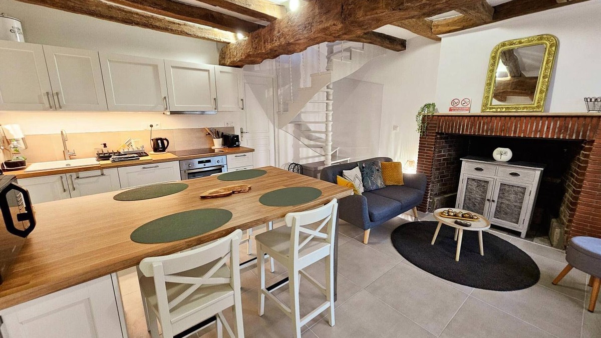 Saint-Martin-le-Beau Cottage | Charming cottage with garden and WIFI near Loire castles