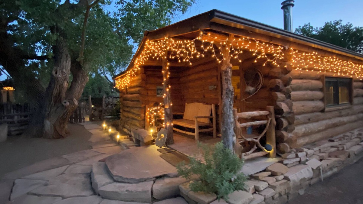 Lewis Cabin | Charming cabin good for a couple @ Canyon of the Ancients Guest Ranch