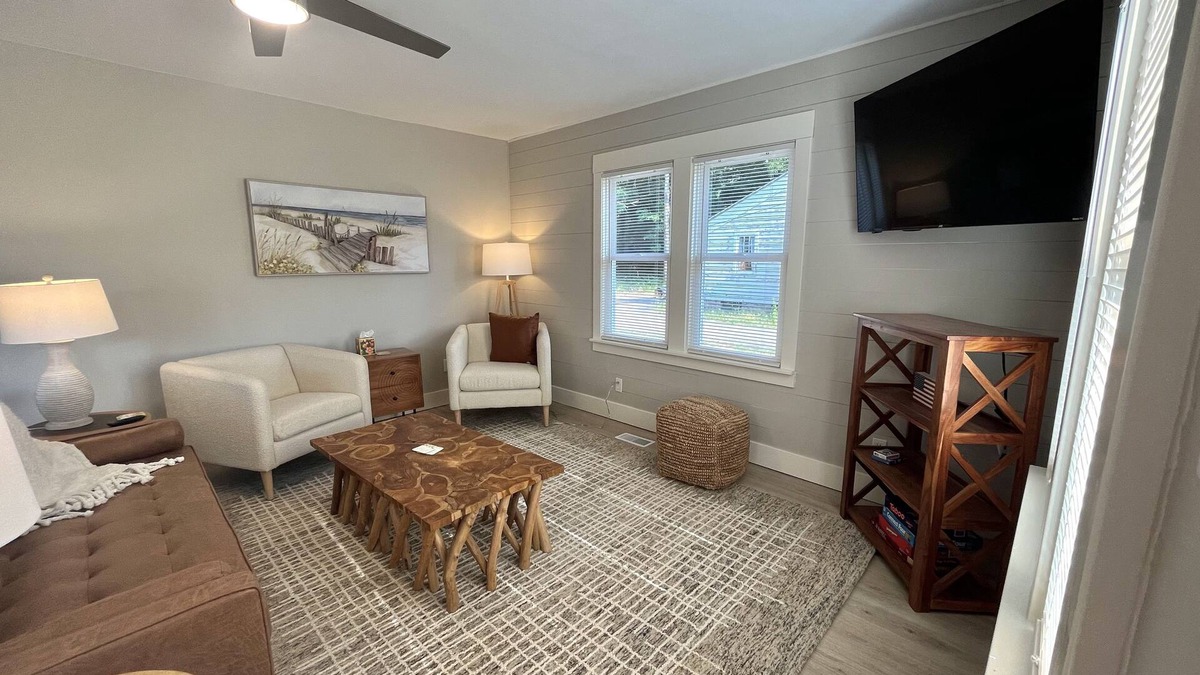Coloma Cottage | Charming Cape Cod House Minutes From Paw Paw Lake, Wineries, and Wedding Venues
