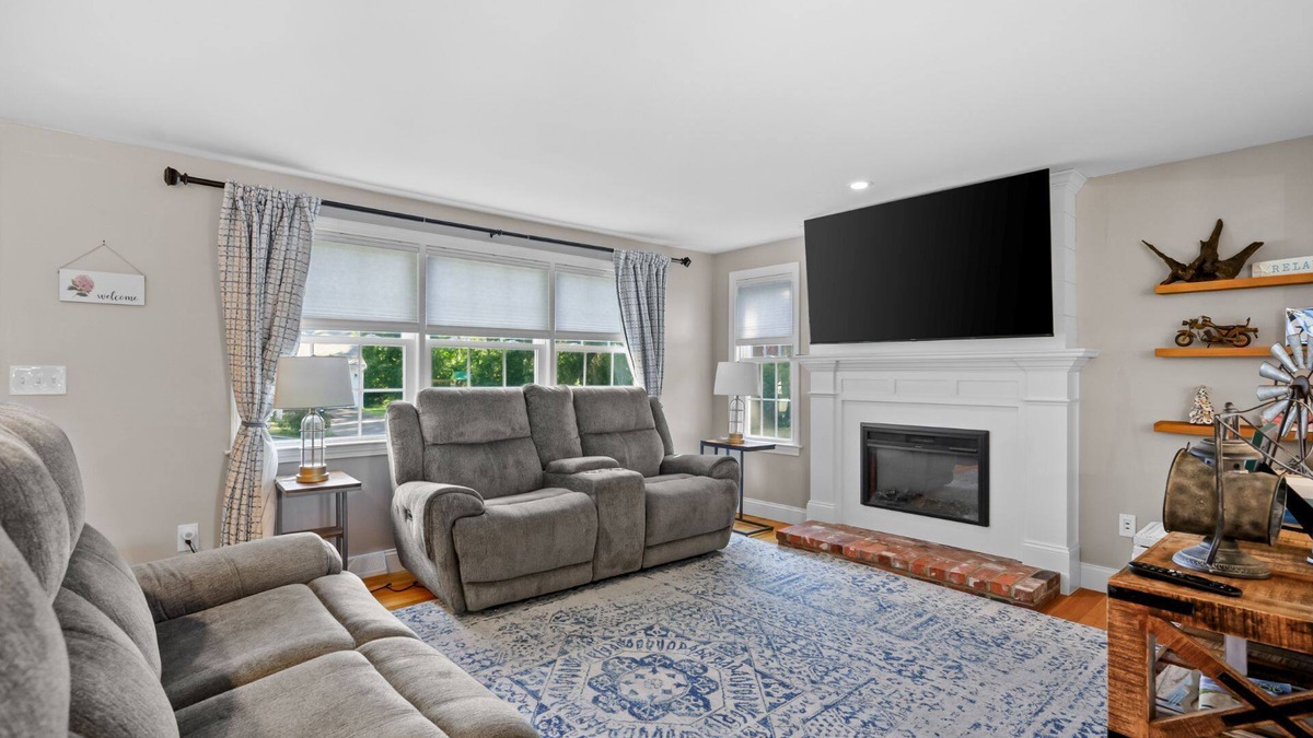 Yarmouth Port House | Charming Cape Escape Near Beaches & Dining