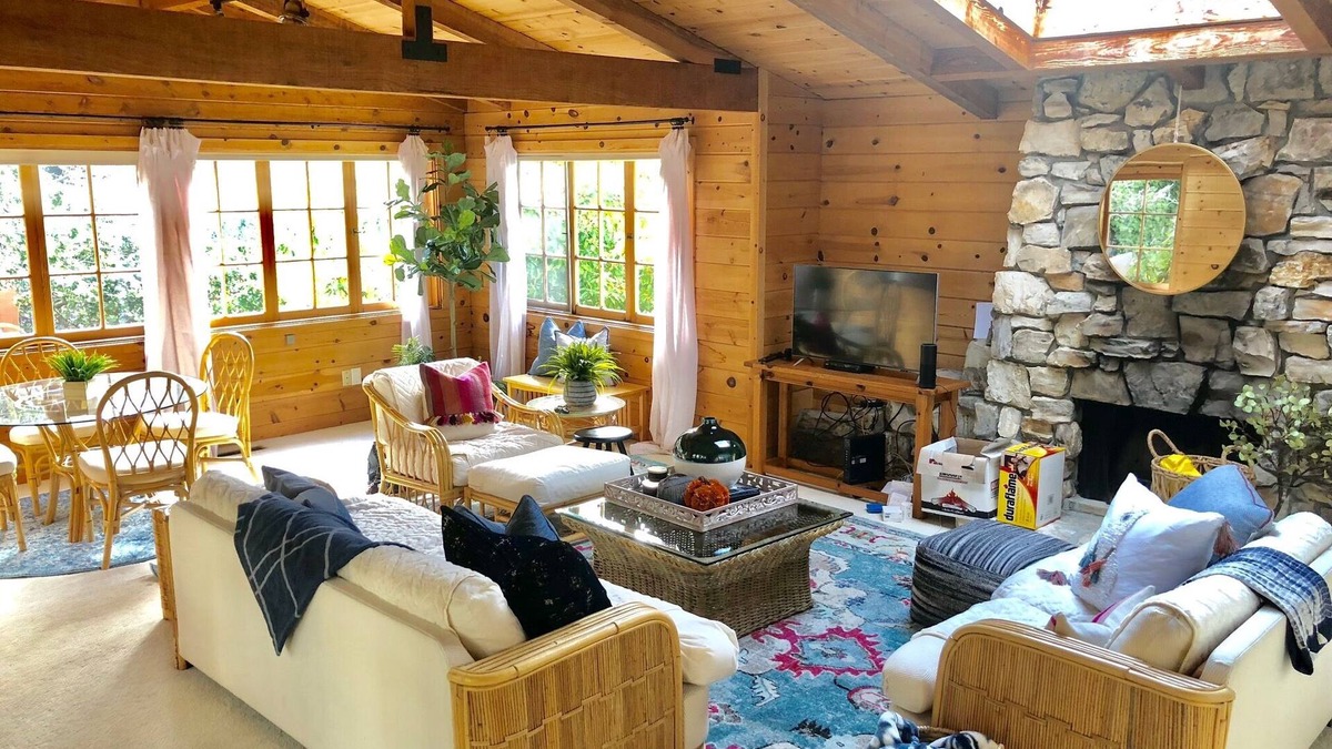 Northwest Carmel House | Charming Carmel home - Walk to beach and town!