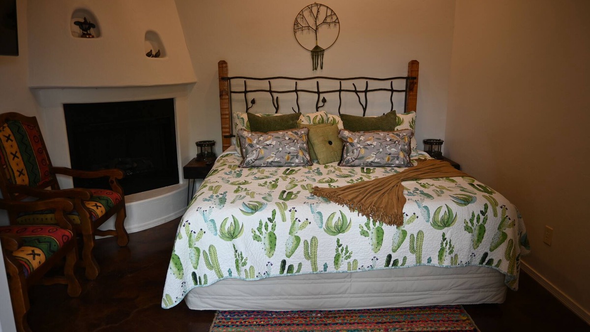 Casa Grande House | Charming Casita with private entry and porch. Enjoy the Sonoran Desert Serenity.