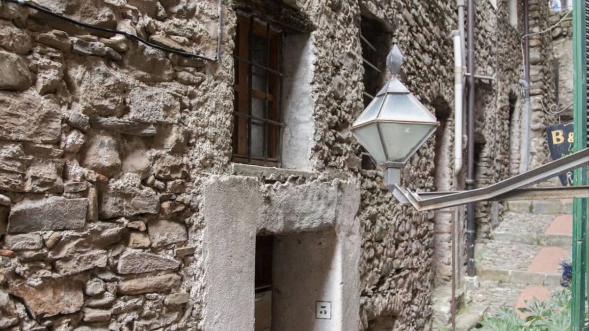 Dolceacqua Apartment | Charming Castles B&B in Dolceacqua