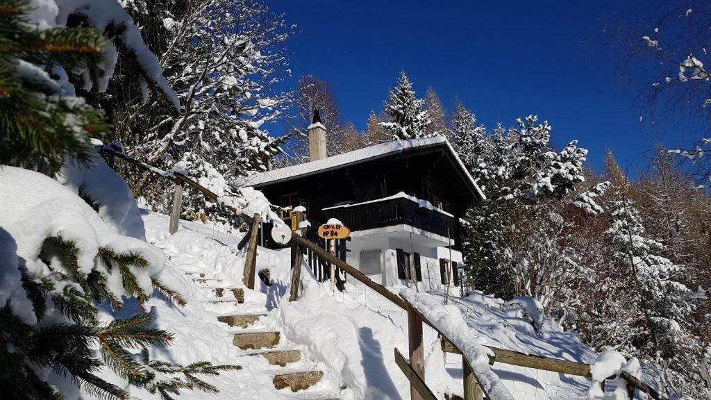 Moleson Ski Chalet | Charming chalet with panoramic view and private parking in Gruyère