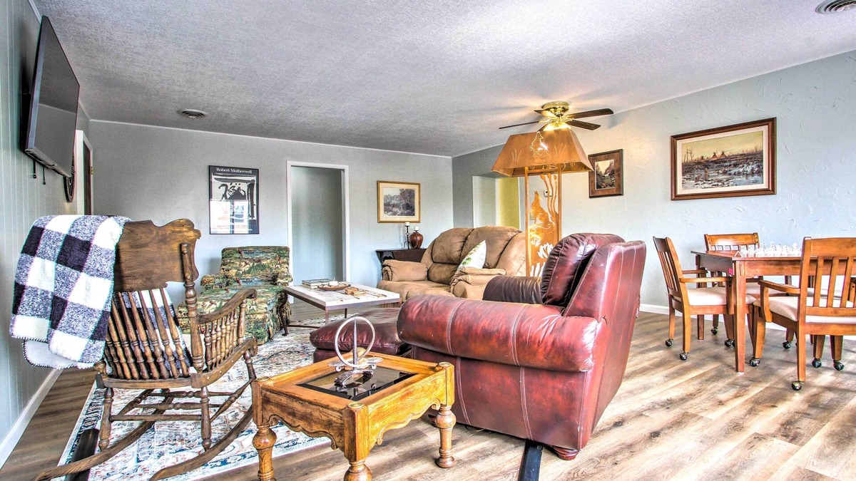 Bynum Apartment | Charming Choteau Apartment: Central Location!