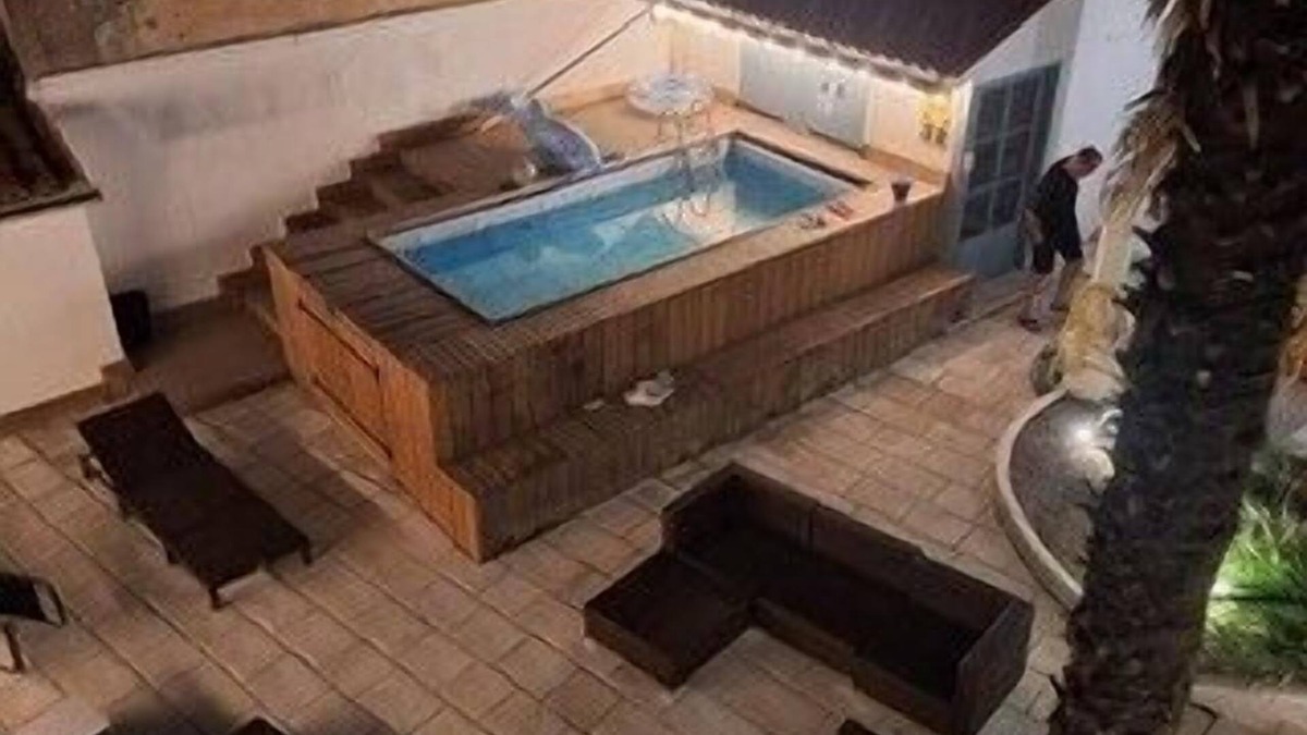 Beauvais sur Matha House | Charming Countryside House in Beauvais with pool