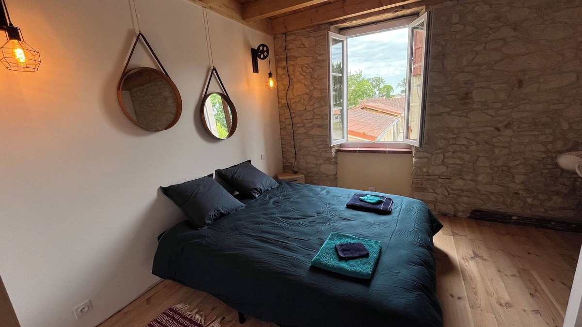 Fenols Bed & Breakfast | Charming comfort room