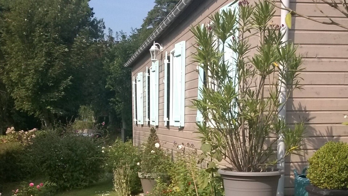 Veulettes-sur-Mer Cottage | Charming cottage 200 meters from the beach, in beautiful wooded property
