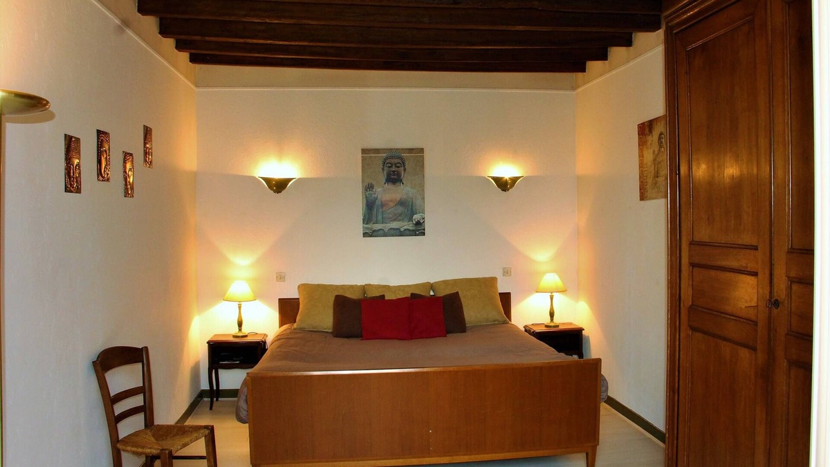 Merry-la-Vallee Cottage | Charming cottage. CHABLIS, GUEDELON, PUISAYE, VEZELAY, AUXERRE/BOURGOGNE/CHATEAU