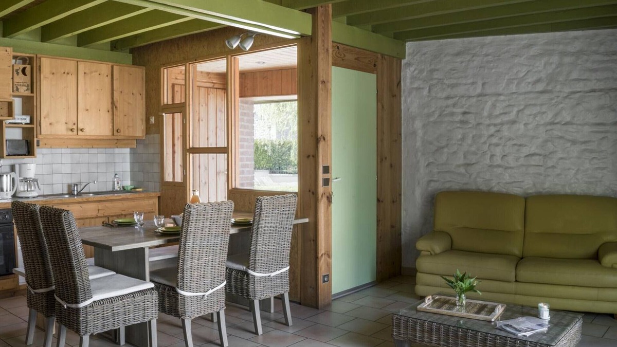 Jenzat Cottage | Charming cottage in Jenzat with garden & terrace