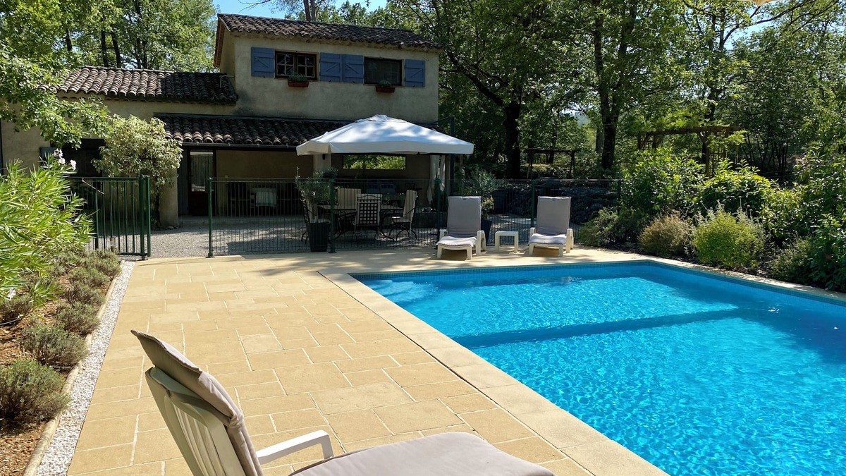 Fayence Cottage | Charming cottage in serene woodland setting, aircon, wifi