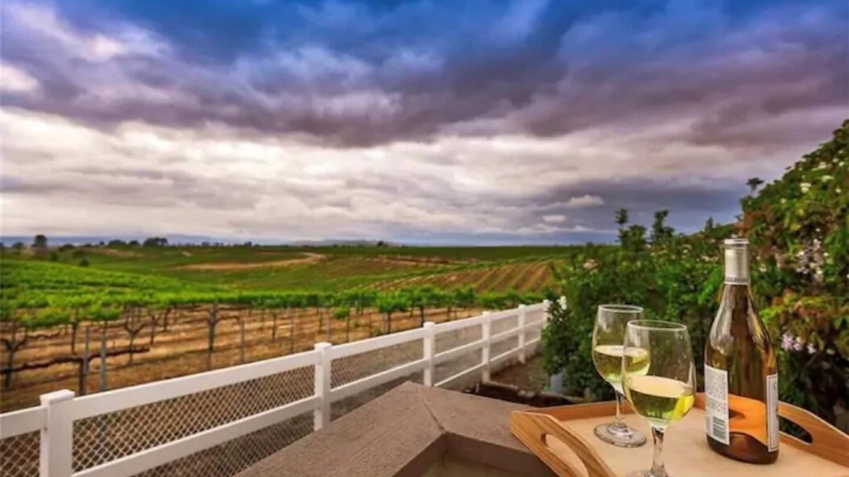 Temecula Cottage | Charming Cottage in the heart of Wine Country