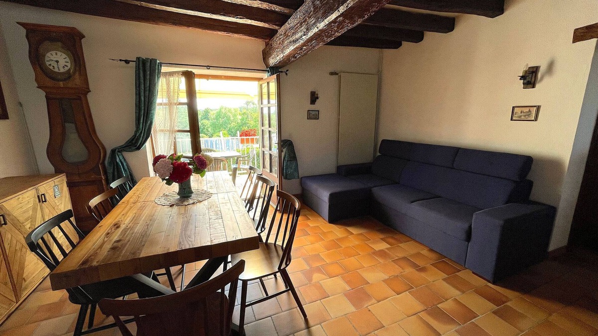 Saint-Bouize Cottage | Charming Cottage Near Sancerre with Terrace, WiFi, and Secure Garage