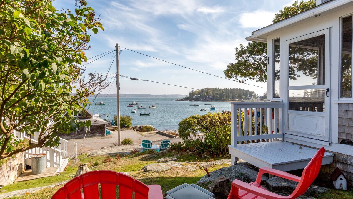 Five Islands House | Charming cottage overlooking picturesque Five Islands Harbor