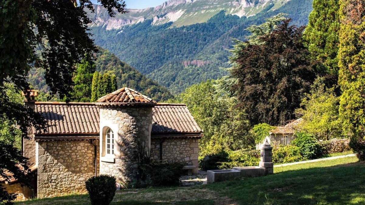 Gex House | Charming Cottage w/Scenic Views, Garden, Barbecue & Fire Pit. Pet Friendly!