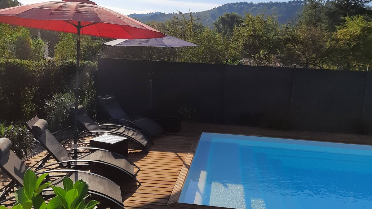 Carcassonne Cottage | Charming cottage with large pool, garden & views of Pyrénées, near Carcassonne