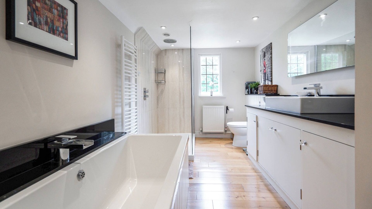 Withyham House | Charming country house, perfectly positioned, and with stunning views