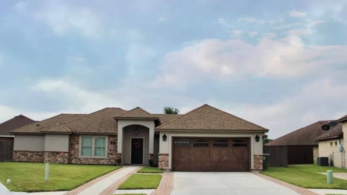 Olmito House | Charming & Cozy 4-bedroom Home n