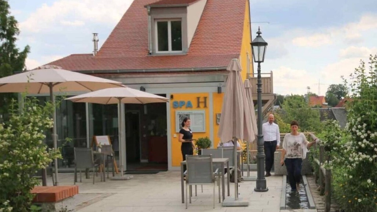 Gorbitz-Sud Apartment | Charming design apartment for 3 - near Dresden, with balcony