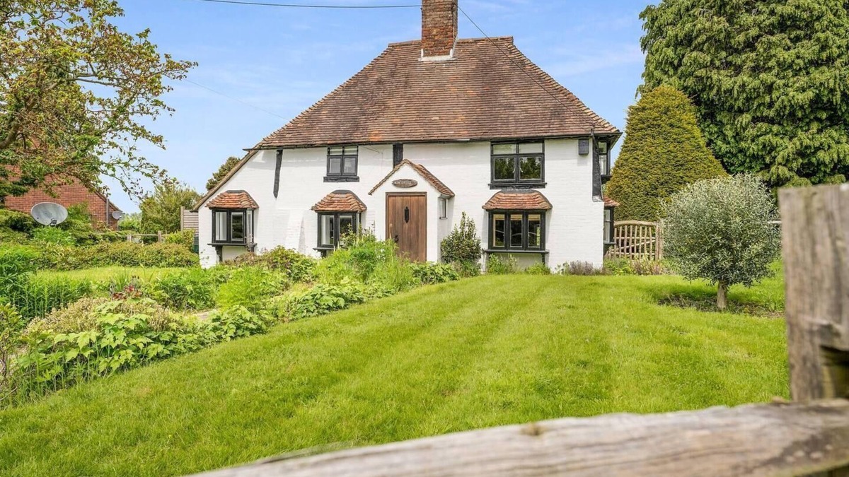 Doddington House | Charming, dog friendly countryside retreat