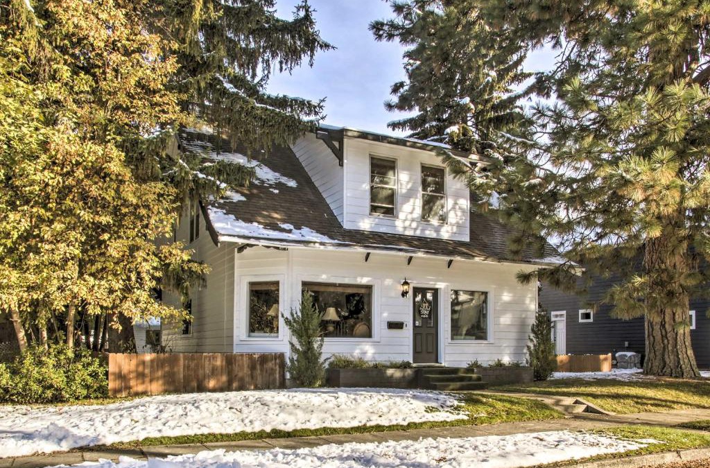 Garden District House | Charming Downtown Coeur dAlene Home with Yard!