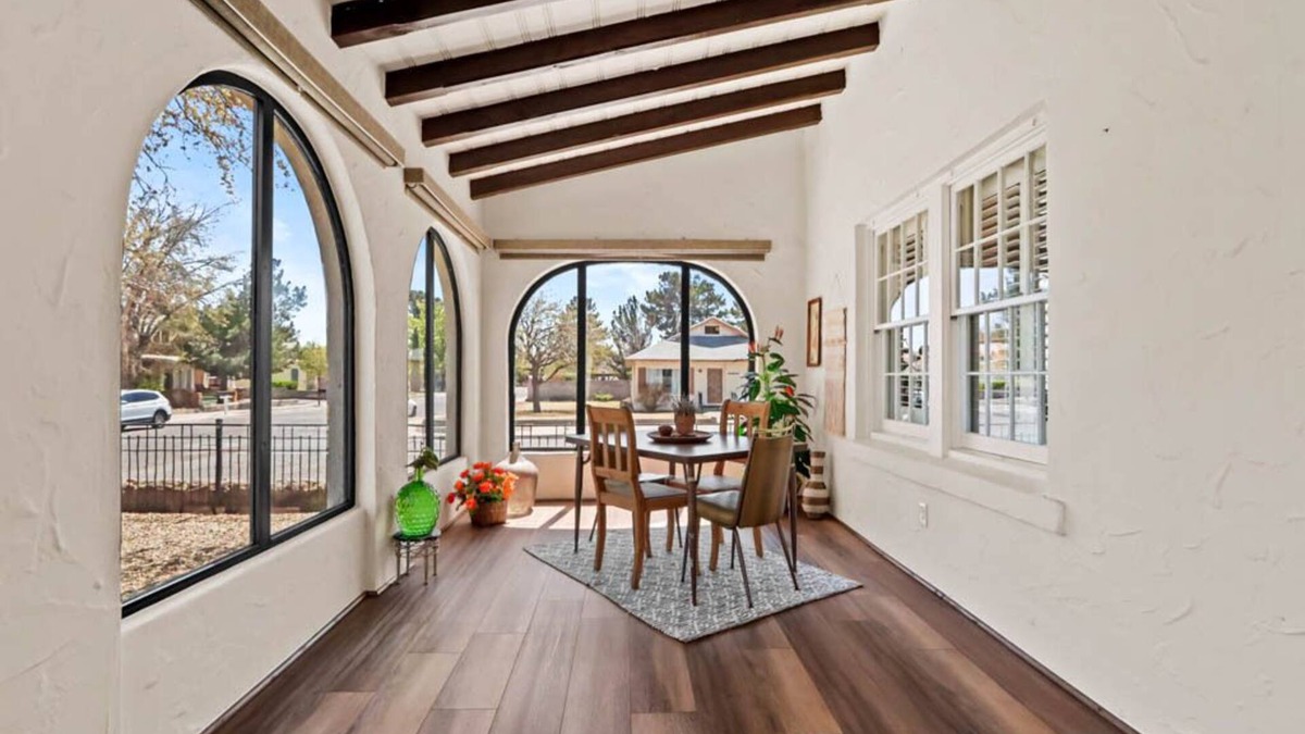 Las Cruces House | Charming Downtown Home