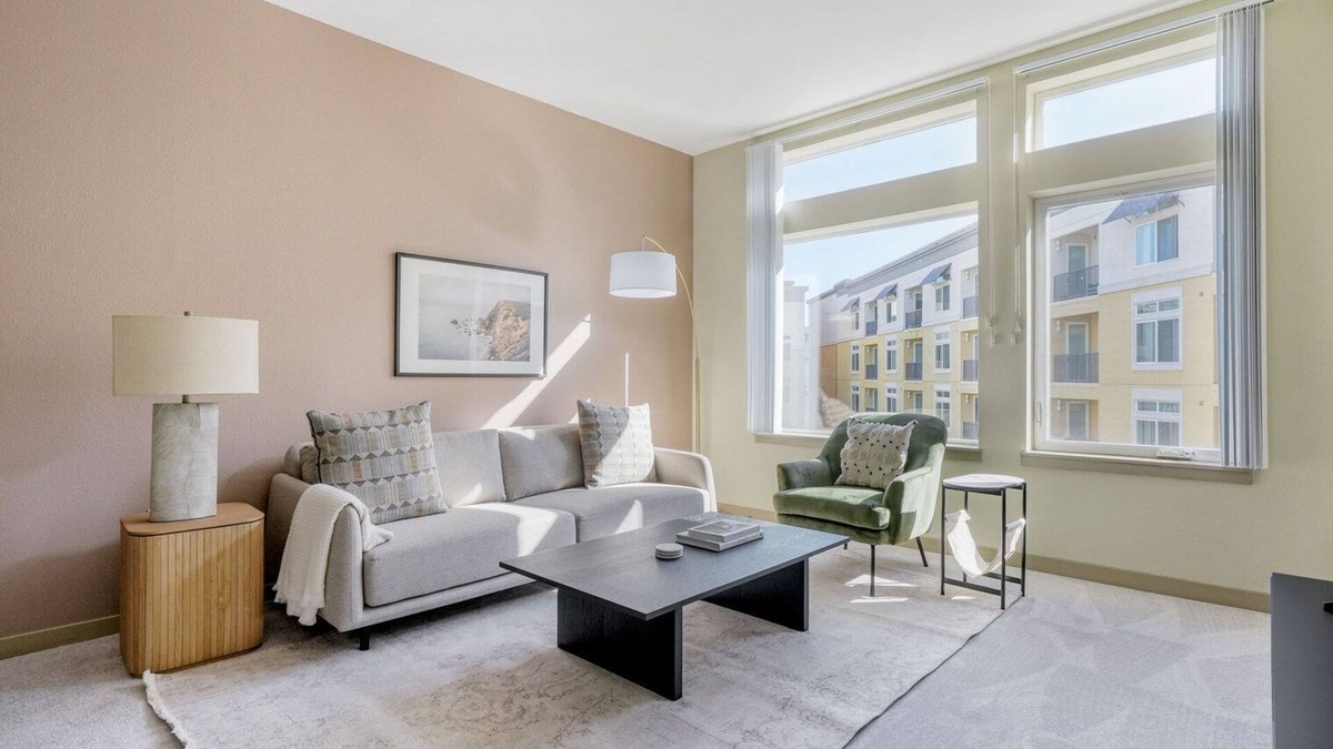 Dublin Apartment | Charming Dublin 2BR w/Pool & A/C, nr Shops & Groceries, by Blueground