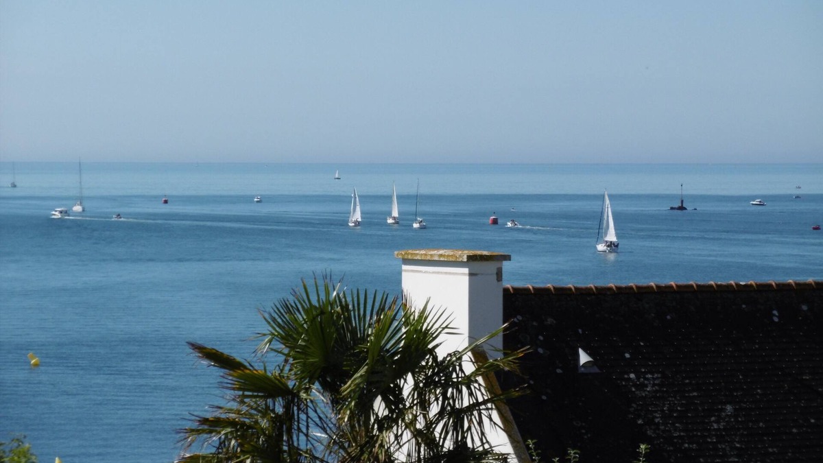 Benodet Apartment | Charming duplex apartment for 4 people in Bénodet, heated pool