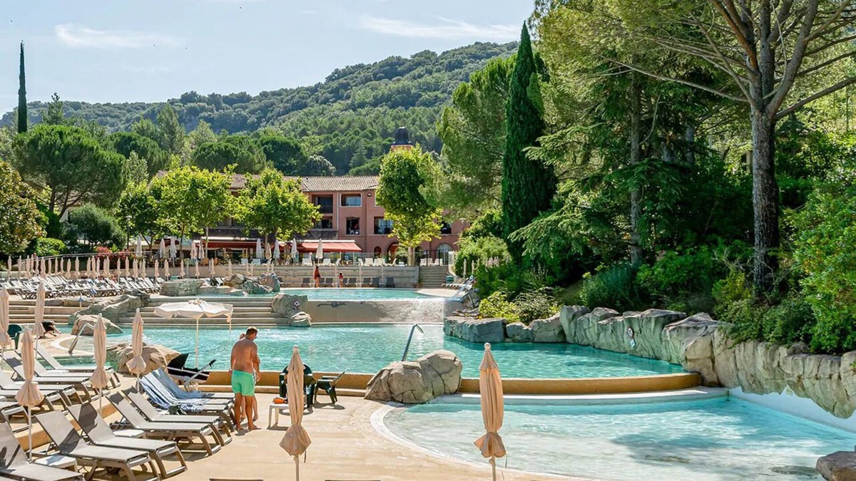 Rouret Resort | Charming duplex in the domain le rouret in Ardèche, for two or with the family
