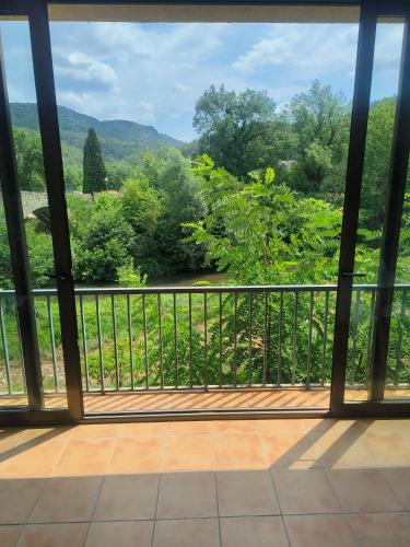 Sant Llorenc de la Muga Apartment | Charming apartment in Alt Empordà