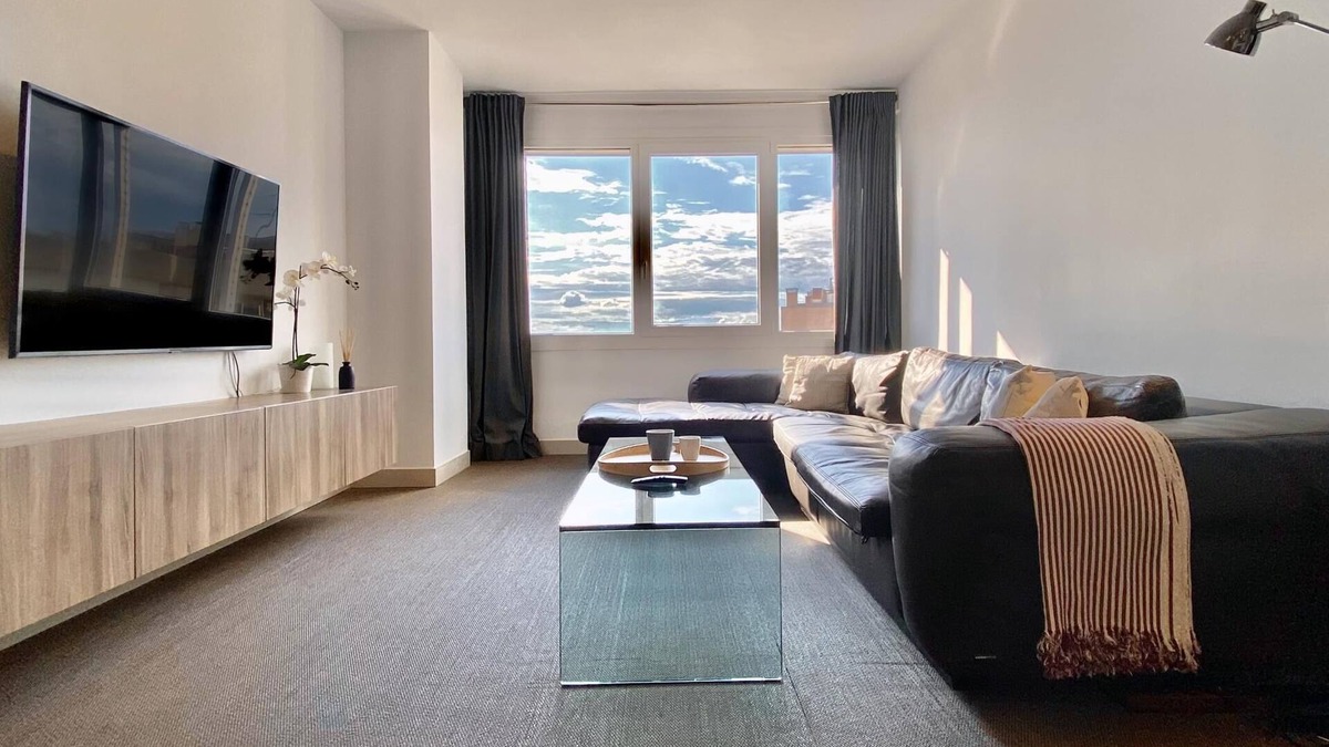 Castillejos Apartment | Charming Eurobuilding Skyline Madrid - Spectacular Views